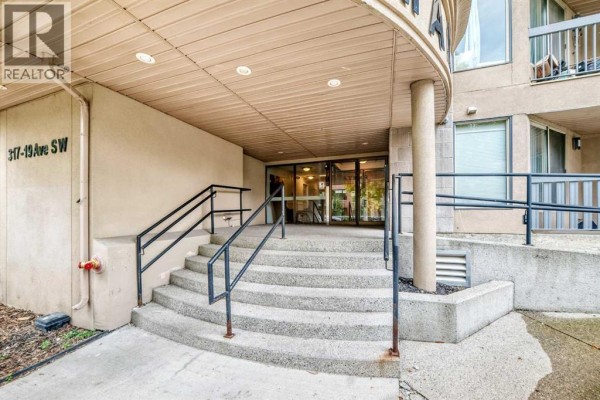Primary Bedroom - 305, 317 19 Avenue Sw, Calgary, AB T2S0E1 Photo 4