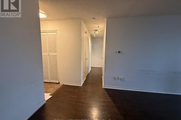 305 - 1615 Bloor Street E, Mississauga, ON L4X1S2 Photo 5