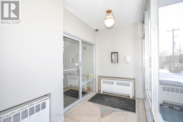 Eating area - 305 - 219 Wilson Avenue, Toronto, ON M5M3B2 Photo 4