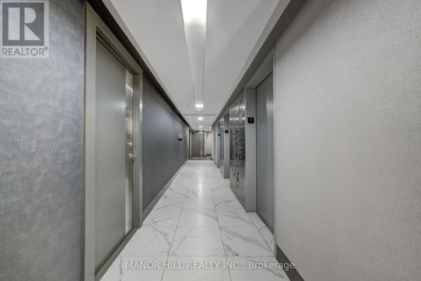 Dining room - 305 - 25 Capreol Court, Toronto, ON M5V3Z7 Photo 2