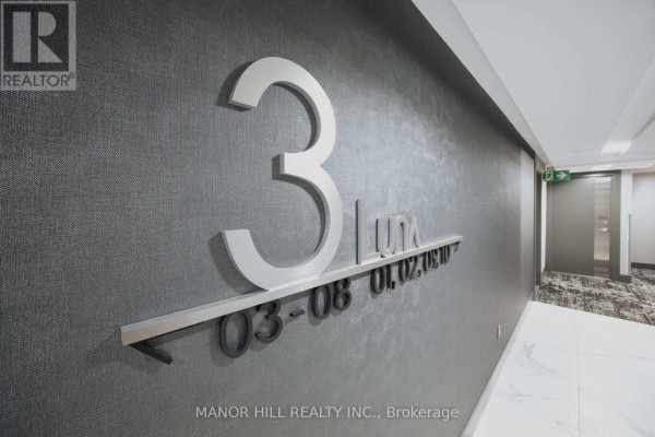 Kitchen - 305 - 25 Capreol Court, Toronto, ON M5V3Z7 Photo 3