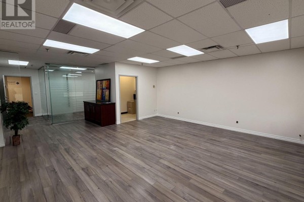305 - 2750 14th Avenue, Markham, ON L3R0B6 Photo 5