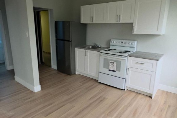 301 - 295 Melvin Avenue, Hamilton, ON, photo 3