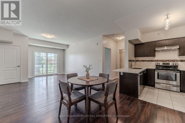 Living room - 305 - 45 Ferndale Drive S, Barrie, ON L4N5W7 Photo 4