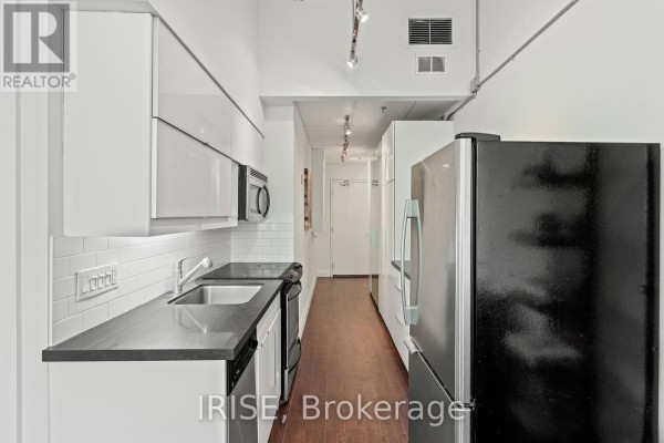 305 - 477 Richmond Street W, Toronto, ON M5V3E7 Photo 3
