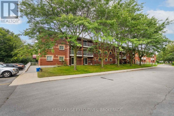 305 - 561 Armstrong Road, Kingston, ON, photo 2