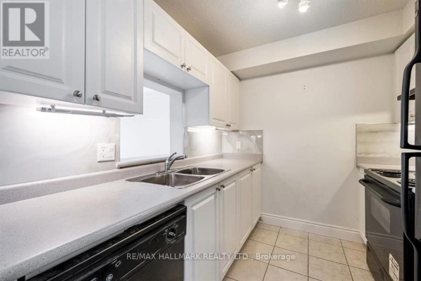 305 - 684 Warden Avenue, Toronto, ON M1L4W4 Photo 5