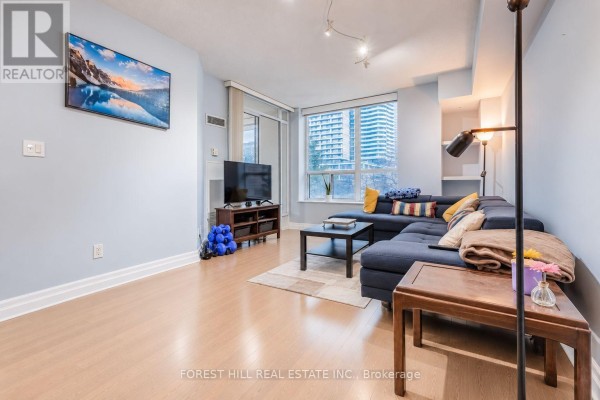 Kitchen - 305 - 70 Alexander Street, Toronto, ON M4Y3B6 Photo 3