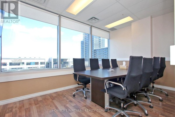 305 - 7191 Yonge Street, Markham, ON L3T0C4 Photo 5