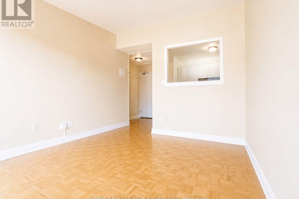 Bedroom - 305 - 80 Blackfriar Avenue, Toronto, ON M9R3S9 Photo 3