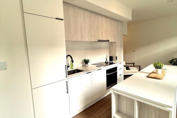 Kitchen - 305 - 89 Church Street, Toronto, ON M5C0B7 Photo 3