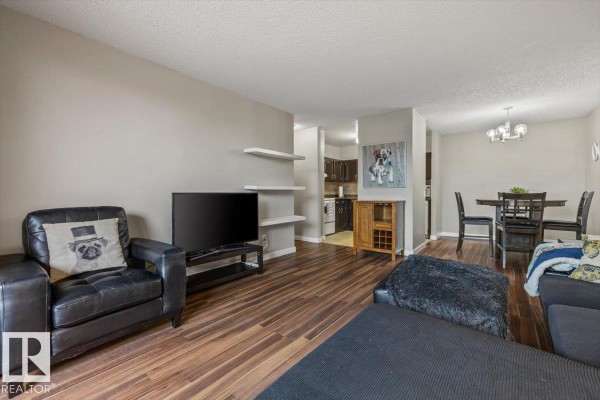 Bedroom 2 - #305 10175 109 St Nw, Edmonton, AB T5J3P2 Photo 5