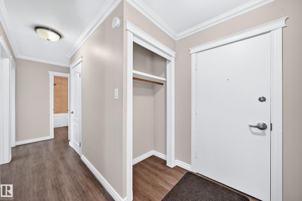 Primary Bedroom - #305 10225 117 St Nw, Edmonton, AB T5K1X7 Photo 4