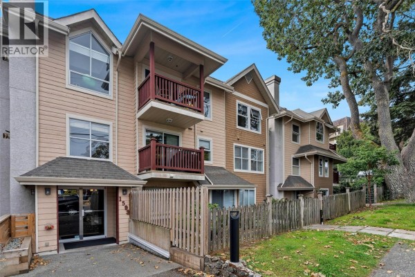 Ensuite - 305 1593 Begbie St, Victoria, BC V8R1K9 Photo 2