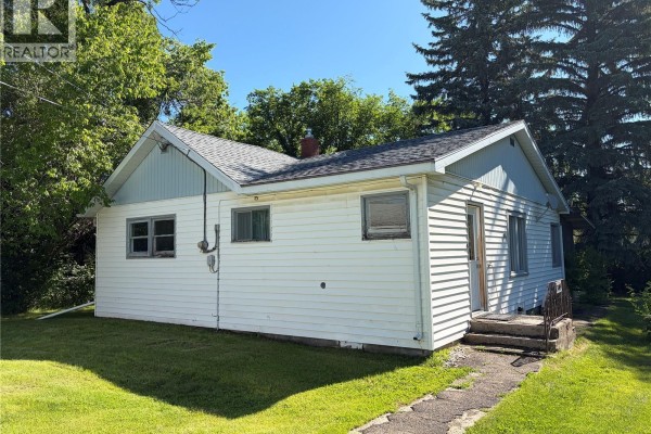 Kitchen - 305 1st Street Nw, Wadena, SK S0A4J0 Photo 2