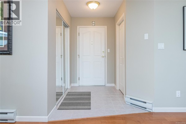 305 245 First St, Duncan, BC, photo 3