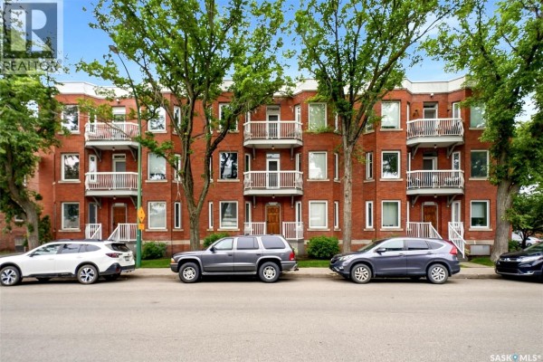 Den - 305 2925 14th Avenue, Regina, SK S4T1R5 Photo 2
