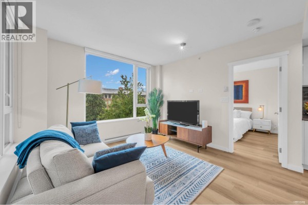 305 3100 Windsor Gate, Coquitlam, BC V3B0P3 Photo 3