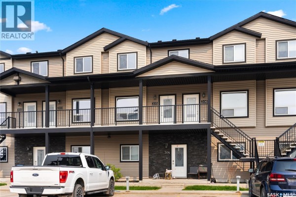 Townhouse for sale at 305 3822 Dewdney Avenue E, Regina, SK - MLS® 8GGM98
