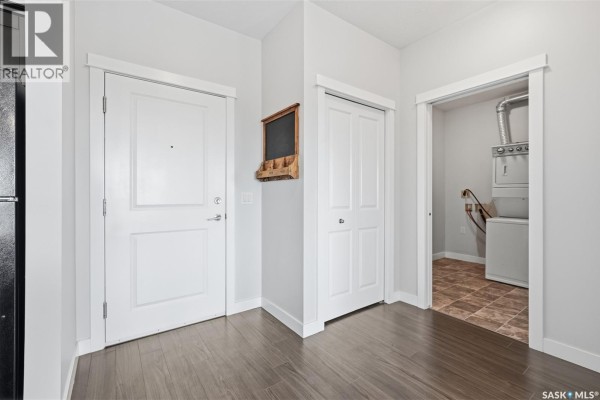 Laundry room - 305 714 Hart Road, Saskatoon, SK S7M1L2 Photo 4