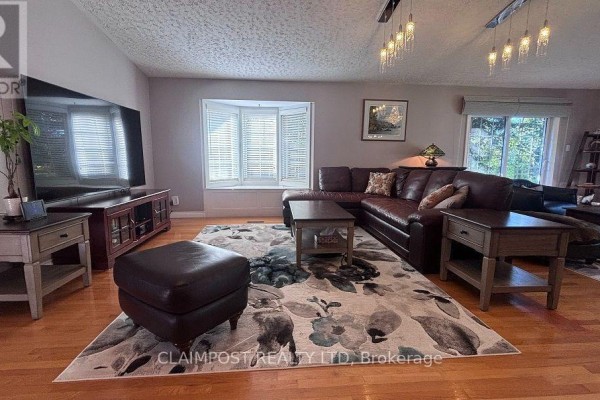 Dining room - 305 Cameron Street N, Timmins, ON P4N8L4 Photo 5
