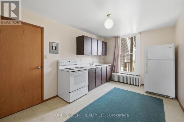 305 Central Avenue, London East, ON N6B2C9 Photo 3