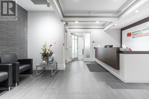 305 Church Street, Oakville, ON L6J7T2 Photo 5