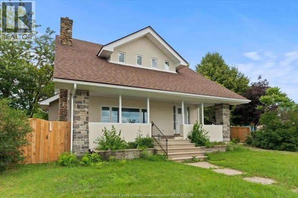 305 Erie, Leamington, ON, photo 2