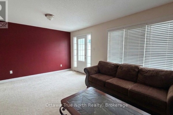 Bedroom - 305 Menorca Drive, Ottawa, ON K2S0M1 Photo 5