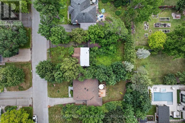 305 Mountbatten Avenue, Ottawa, ON K1H5W2 Photo 3