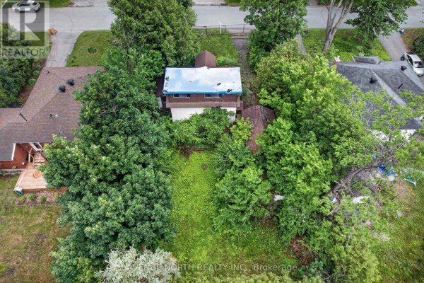 305 Mountbatten Avenue, Ottawa, ON K1H5W2 Photo 5