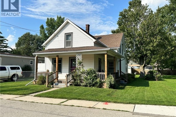 305 North Cayuga Street W, Dunnville, ON, photo 3
