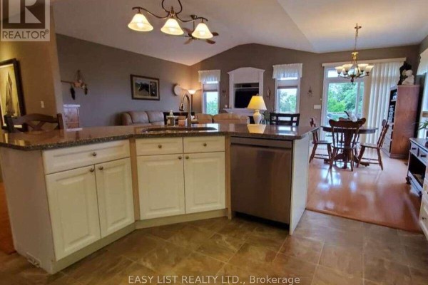 Mud room - 305 O'connor Court, Cobourg, ON K9A5X5 Photo 5