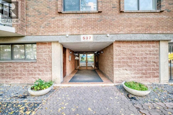 Kitchen - 306, 537 14 Avenue Sw, Calgary, AB T2R0M7 Photo 3