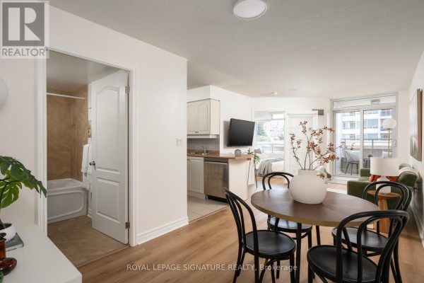 306 - 2 Rean Drive, Toronto, ON, photo 2