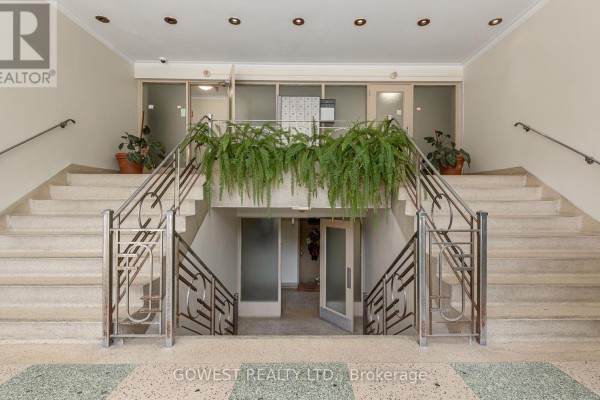Bedroom - 306 - 205 Keele Street, Toronto, ON M6P2K1 Photo 4