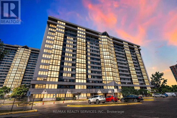 306 - 21 Markbrook Lane N, Toronto