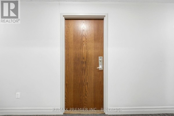 Den - 306 - 2772 Keele Street, Toronto, ON M3M0A3 Photo 4