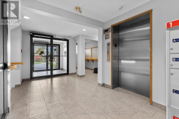 306 - 345 Centrum Boulevard, Ottawa, ON K1E3W9 Photo 3