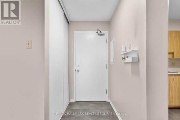 306 - 345 Centrum Boulevard, Ottawa, ON K1E3W9 Photo 5