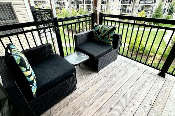 Primary Bedroom - 306 - 4 Cove Court, Collingwood, ON L9Y0Y6 Photo 3