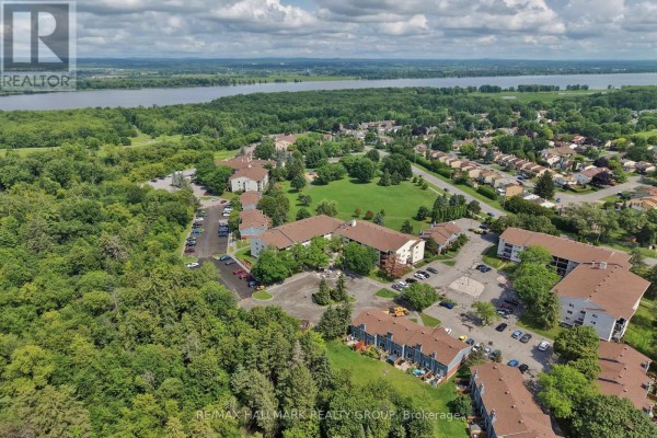 306 - 6470 Bilberry Drive, Ottawa, ON, photo 2