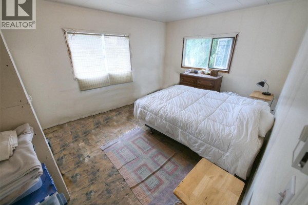 2pc Bathroom - 306 & 310 Lake Avenue, Silverton, BC V0G1S0 Photo 5