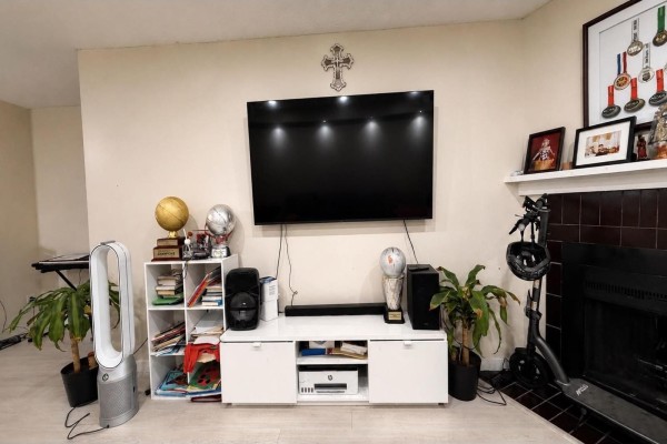 306 10560 154 Street, Surrey, BC V3R8A3 Photo 5
