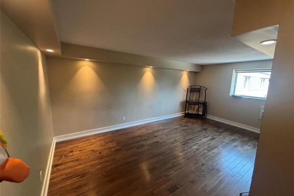 306 108 Chandos Avenue, Winnipeg, MB R2H1Y2 Photo 5