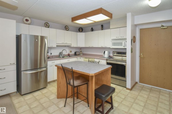 #306 112 Church Rd, Spruce Grove, AB, photo 3