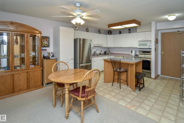 Primary Bedroom - #306 112 Church Rd, Spruce Grove, AB T7X3X1 Photo 4