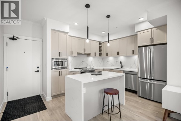 306 12109 223 Street, Maple Ridge, BC V2X5Y6 Photo 4