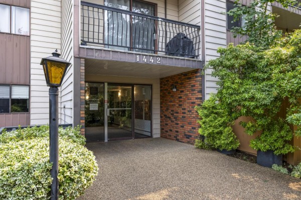 306 1442 Blackwood Street, White Rock, BC V4B3V5 Photo 5