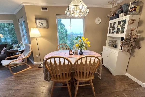 306 15160 108 Avenue, Surrey, BC V3R0V2 Photo 2
